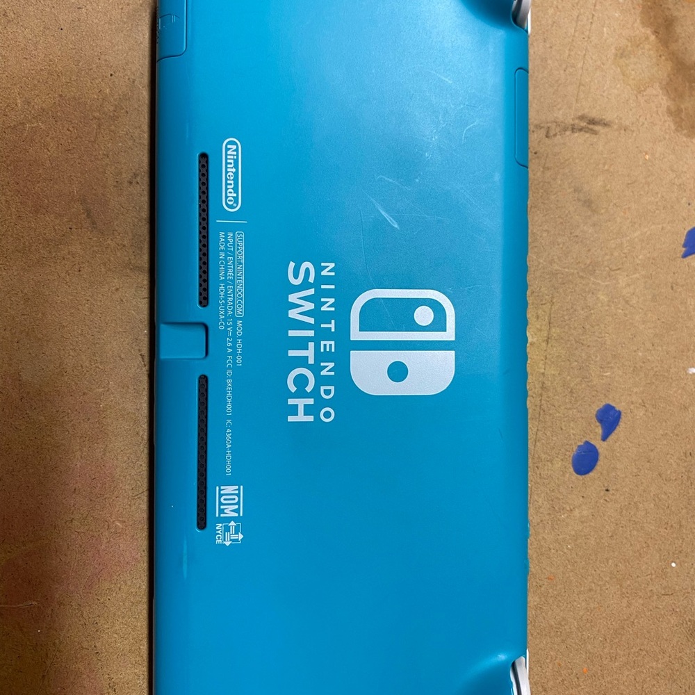 Nintendo Switch Lite Blue Console with ACNH Case and Charger (no games) - Picture 4 of 12